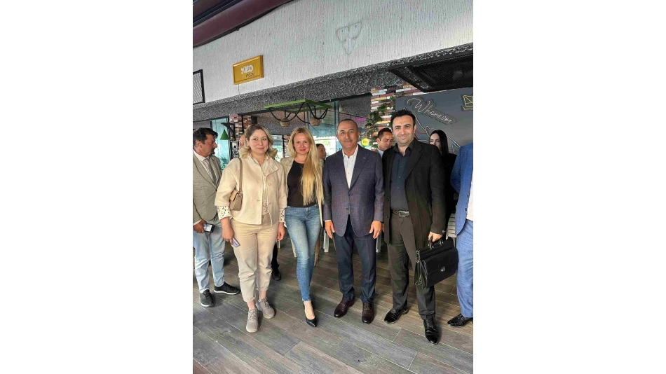 Eski Dışişleri bakanı ve şimdiki NATO PA Türk Delegasyonu başkanı Mevlüt Çavuşoğlu, Uluslararası İş İnsanları Derneği Başkanı İlhan Subaşı, Başkan yardımcımız Natalya Chupina, yönetim kurulu üyemiz Lale Mihaylova