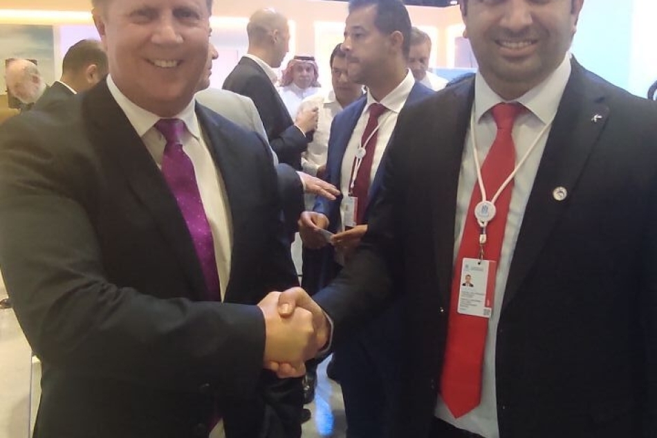 AIM Kongresi’nde Yeni Zelanda Ticaret ve Yatırım Bakanı Todd McClay ile Görüşme